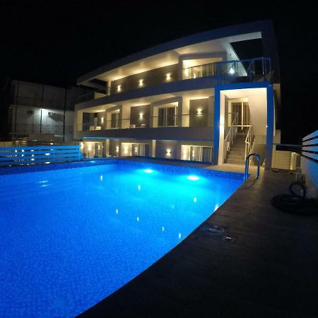 Zigzag Hotel Затока Екстериор снимка