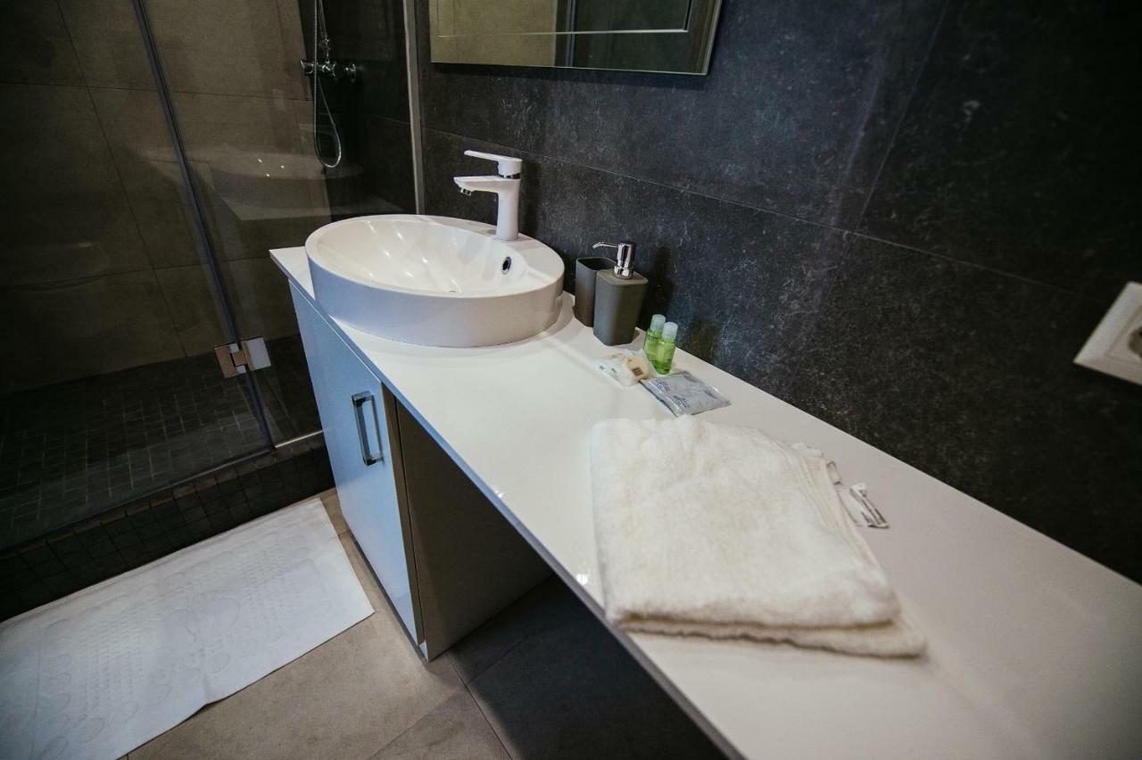 Zigzag Hotel Затока Екстериор снимка