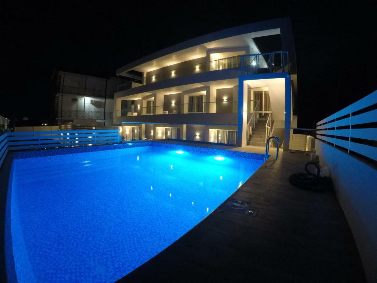 Zigzag Hotel Затока Екстериор снимка